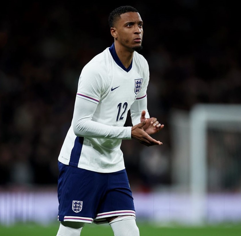 1715933700722819.jpg england-2024-home-kit (5).jpg